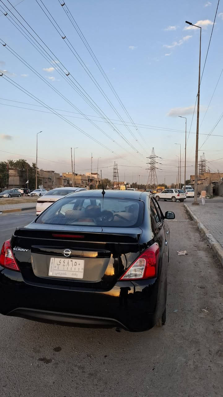 نيسان صني موديل 2023 هندي خليجي 
سياره ماشيه 49 الف 🔥
بارد بالجاملغ الامامي جهه السايق فقط 
مكفوله كفاله عامه عدا الجاملغ
رقم بغداد 
يدات نيكل 
تبريد ثلج 
السعر ١٢٠ وبيها مجال 
مكاني بغداد  الحريه ***********
