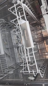 غسالة صحون • مبردتين • بيها مجال