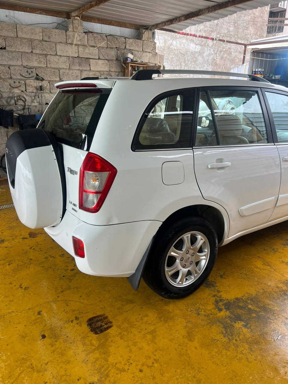 السلام عليكم
تيكو موديل ٢٠١٣ مشروع وطني رقم انكليزي ب اسمي هزة جديده سنوية لل ٢٠٢٨ السياره مكفوله بدون صبغ بيها بارد جوة البك لايت اليسره السياره مكينه و كير مكفولات صدر امامي خلفي جديد منظومه بانزين جديده السياره ع ايدي مال جناي
مكاني جزيرة بغداد قرب جسر المثنى 
السعر 65
الرقم ***********
