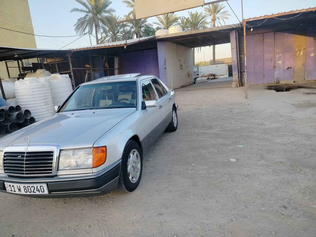 السلام عليكم مرسيدس موديل 91 رقم بغداد انكليزي مكينه بلادي قبق أسود تبريد شغال سلايت شغال مصبوغ جماليه مكفوله من ضربه السعر 65وبيه مجال العنوان بابل الكفل ***********
