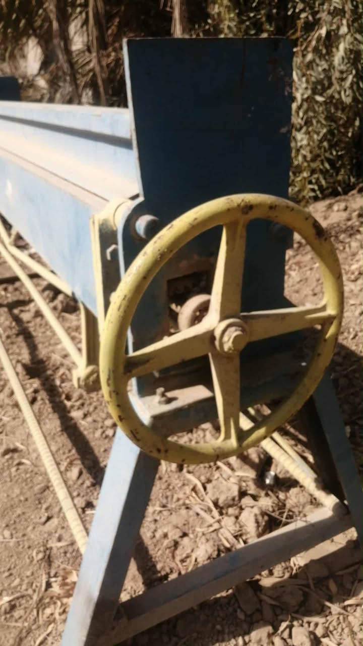 السلام عليكم
معواجة مترين وعشرة 850
والمكاين ب 17 ورقة
مكانهن نجف / الحرية 
 ***********
