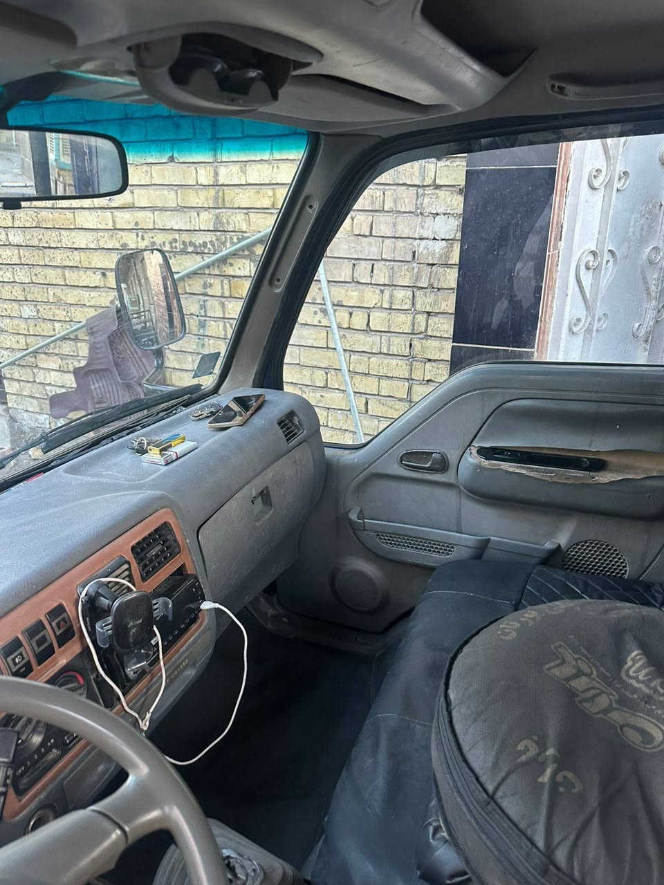سلام عليكم كيا 2001 للبيع محرك كير اكسل صدر كلة نظيف سياره جاهزة ترايك يون متريد سيارة رقم انكليزي باسمي هزة ماساقطة مكاني بغداد مدينة الحرية السعر 75 الاتصال ***********

