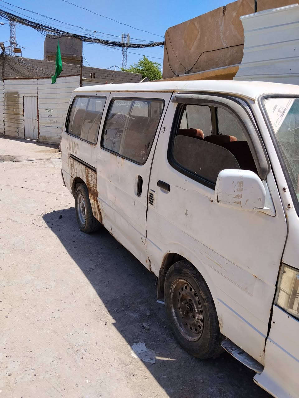 فاتون 2008 للبيع العنوان كربلاء طويريج السعر 25وبيها مجال للاستفسار اتصال 
***********
