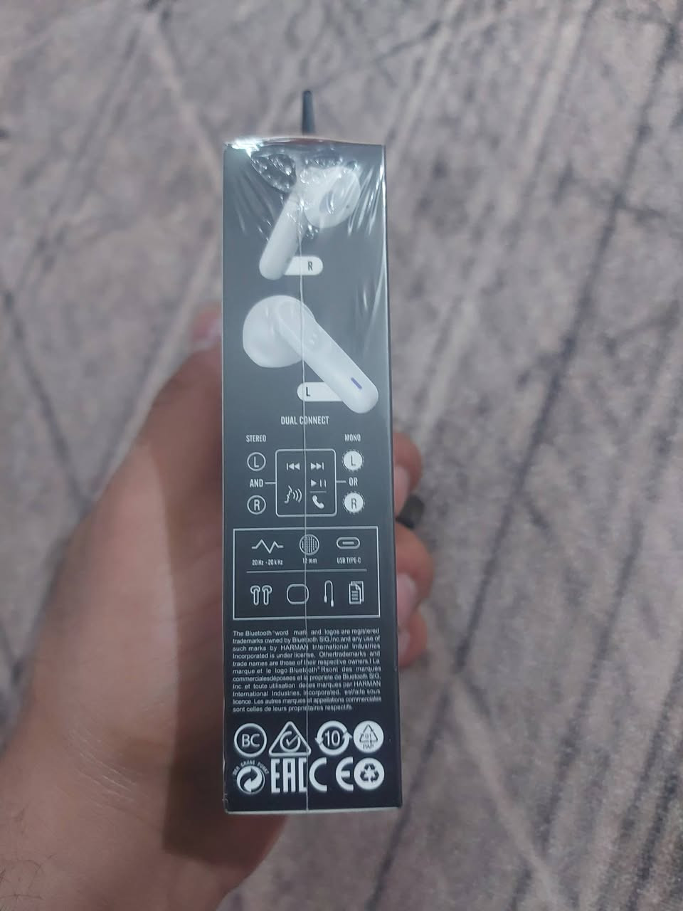 #ايربود. جي بي ال شرط أصلي 
كتب سعر وبالعافية وبعدة بالجيس مامفتوح


**إذا كنت صاحب هذا الإعلان وتريد حذفه لأي سبب، رجاءا أرسل رسالة إلى الدعم الفني**