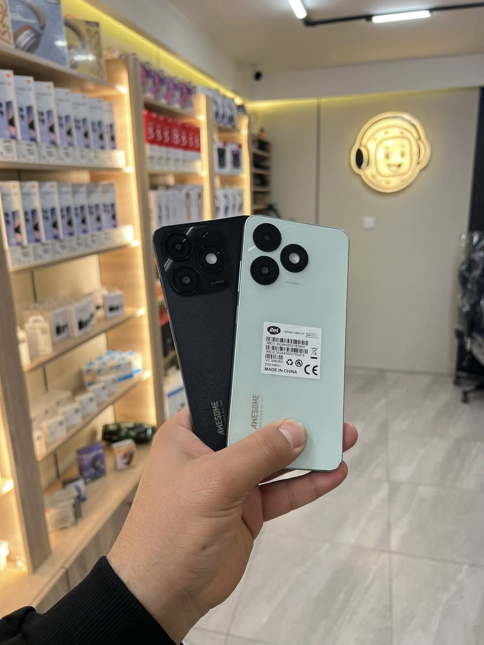 itel A50 🩶🩵
بسعر 69 الف فقط 🥰
الذاكرة 64GB
الرام 8GB
بصمة جانبية
بطارية 5000mAh
صوتو حلو
جهاز يفيد استخدام ثانوي
او لاطفالك 
وسعره مناسب
المكان موصل 
حي الميثاق 
للاستفسار 
***********
