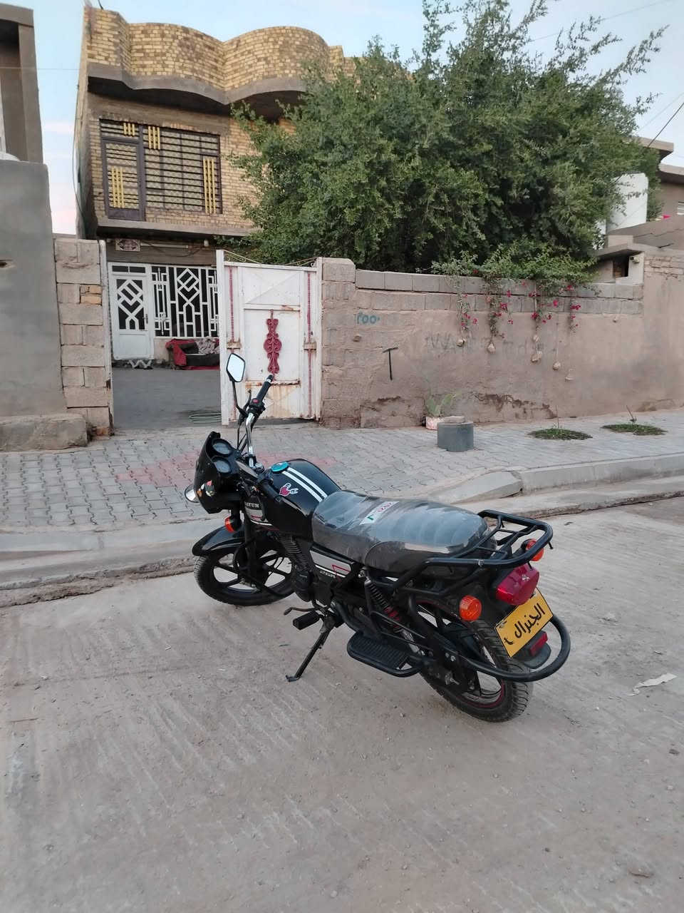 سلام عليكم دراجة دايوان موديل2020 أوراق كاملة محرك 150 مكفولة سعر 1250 مكان كوت الدجيلي
***********
