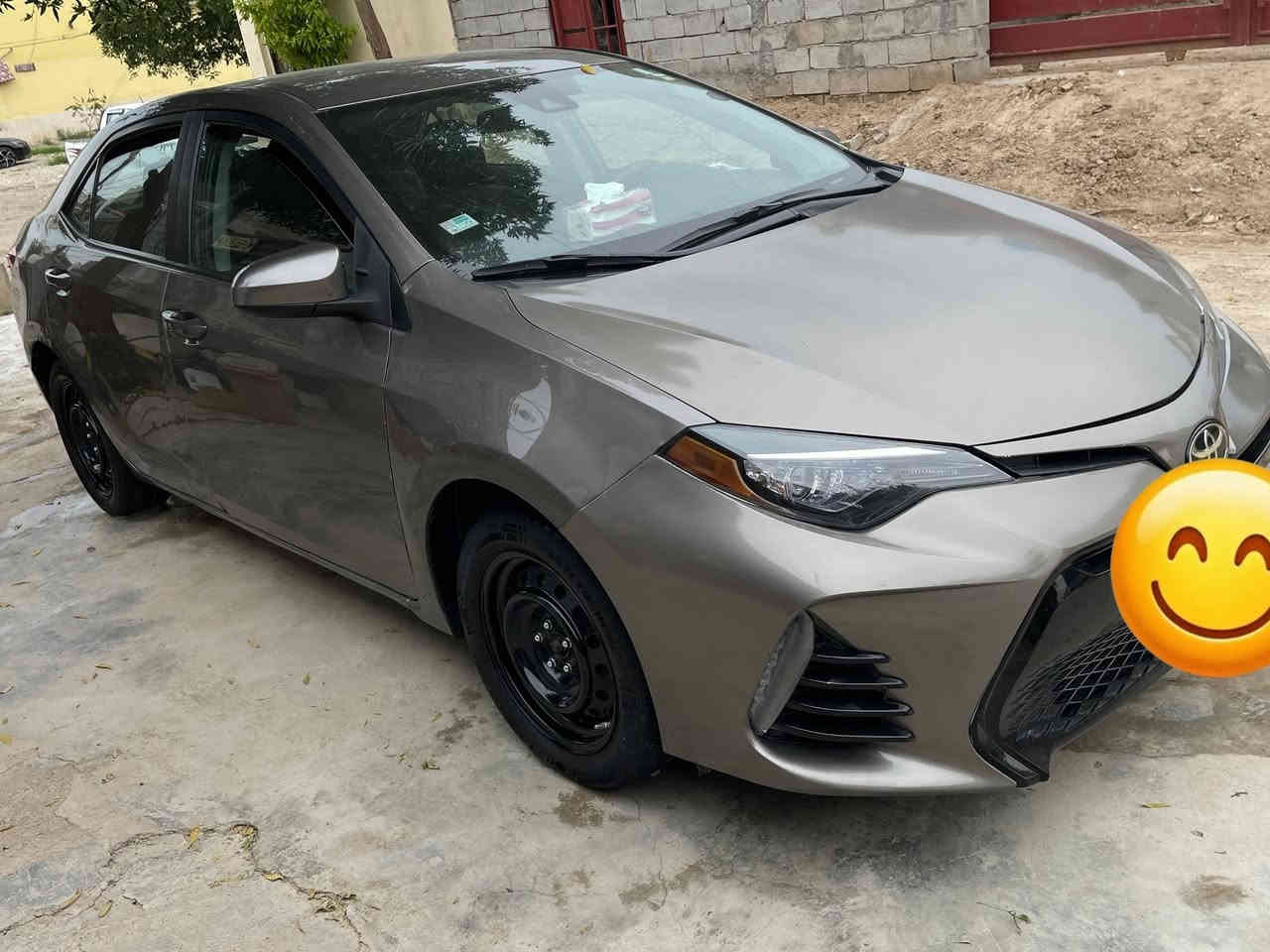 كورلا موديل 2018  LE وارد أمريكي ضرر من امريكا بس جاملغ امامي بدون ارباك بدون دواخل رقم بغداد دولي بسمي حجر رادار كله موجود سياره جديده  اي نقص مابيه سعره 133 وبيه مجال للاتصال ***********
