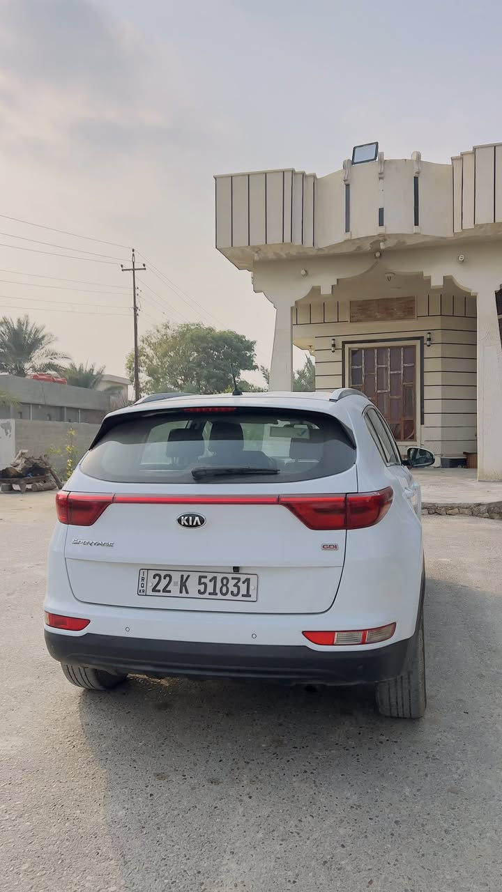 السلام عليكم
كيا سبورتج 2018 

 

خليجي مكفوله /السعر 170 بيها بارد قليل بالباب 

 

السيارة بأسمي بس تحويل بدون وكالة 

 هـ ***********

مكاني فلوجة -بغداد
