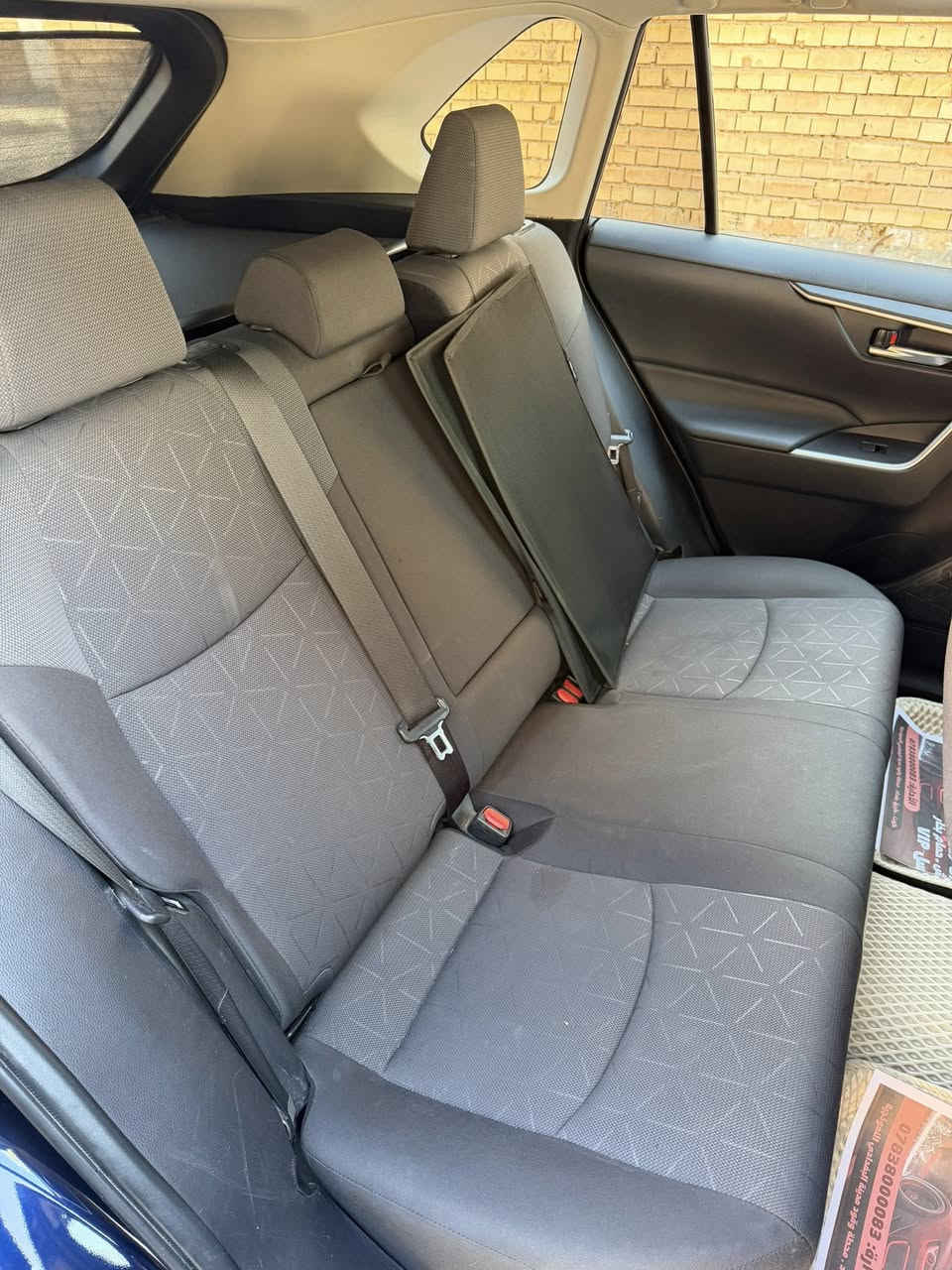 راف 4
2022وارد أمريكي 
الحادث فقط جاملغ امامي أيمن 
السعر 225
***********
