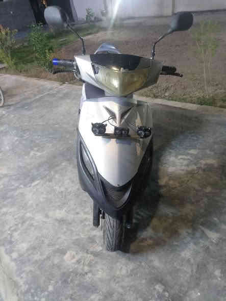 دراجه ماكس للبيع كلشي شغال بيهه محرك خير من الله تفاصيل اكثر عل خاص *********** هاذه رقمي واتساب
