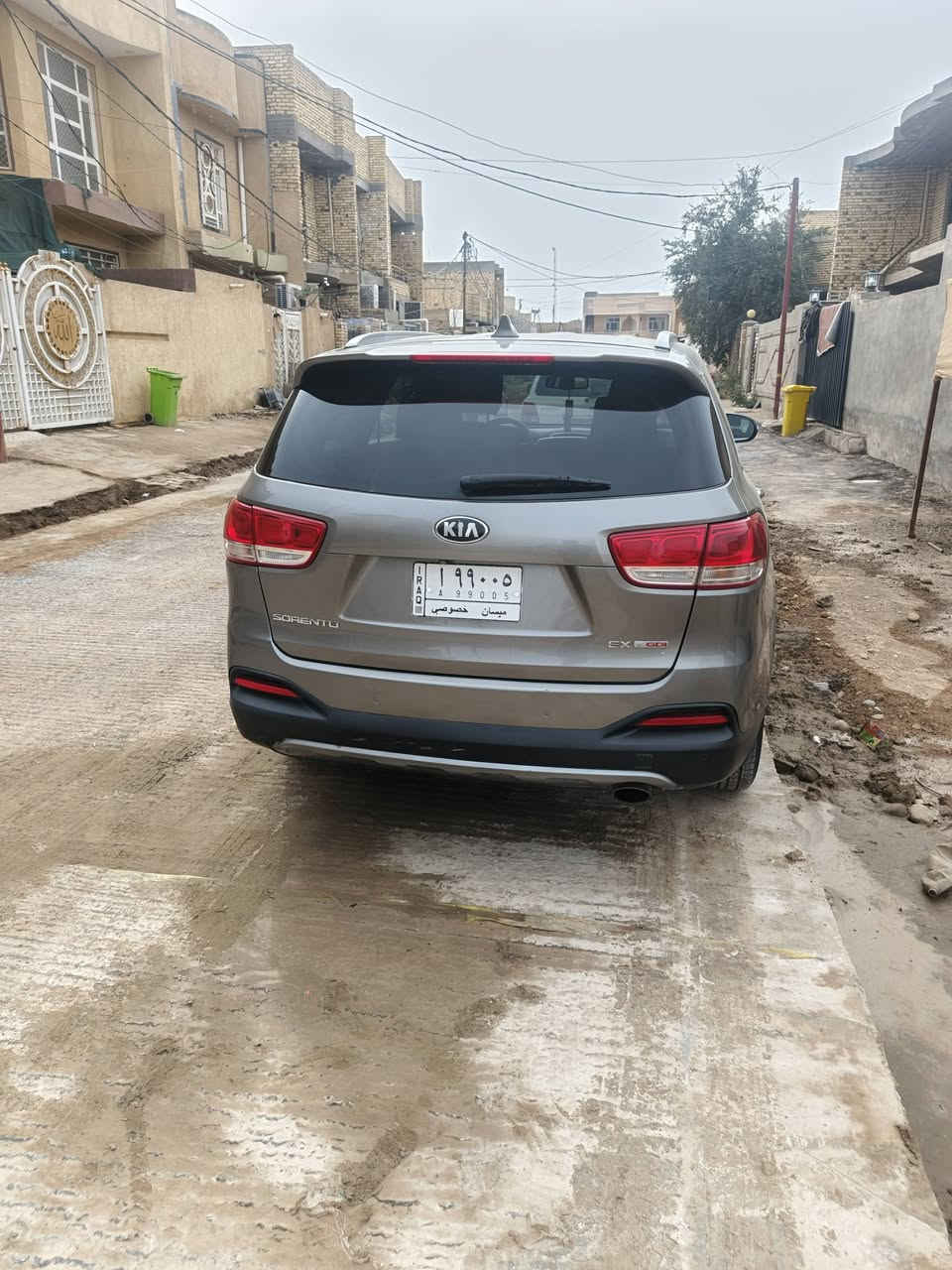 موديل 16  4 سلندر تيربو 5 راكب  بسمي رقم جديد بالمرور بعد حادث باب سائق والجاملغ بدون دواخل محرك  جديد حاويه . العنوان الكوت واسط السعر ١٥٠ بيه مجال. رقم ***********
