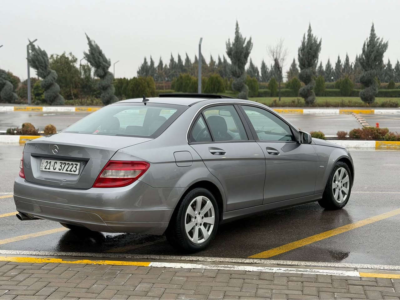 اي200مرسداس موديل2011خليجي صباغ موجد اسونر اسيار جديد مكان سليمانية سعر128$وبيها مجل ☎️📞***********77 السليمانية, العراق
