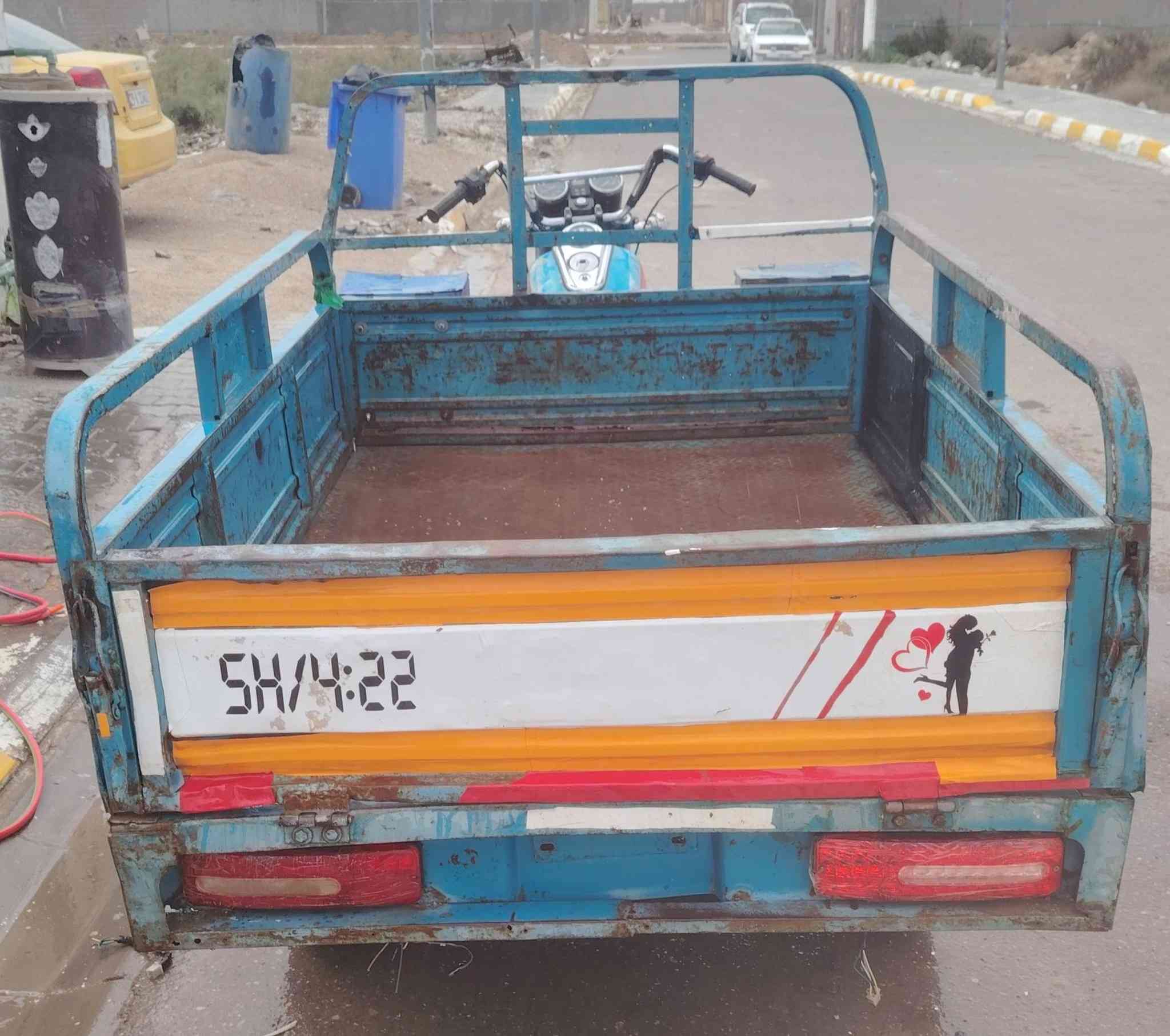 السلام عليكم ستوته للبيع موديل 19 اوراق كامله جاهزه من كلشي السعر مليون وبيه مجال المكان واسط قضاء الحي ***********
