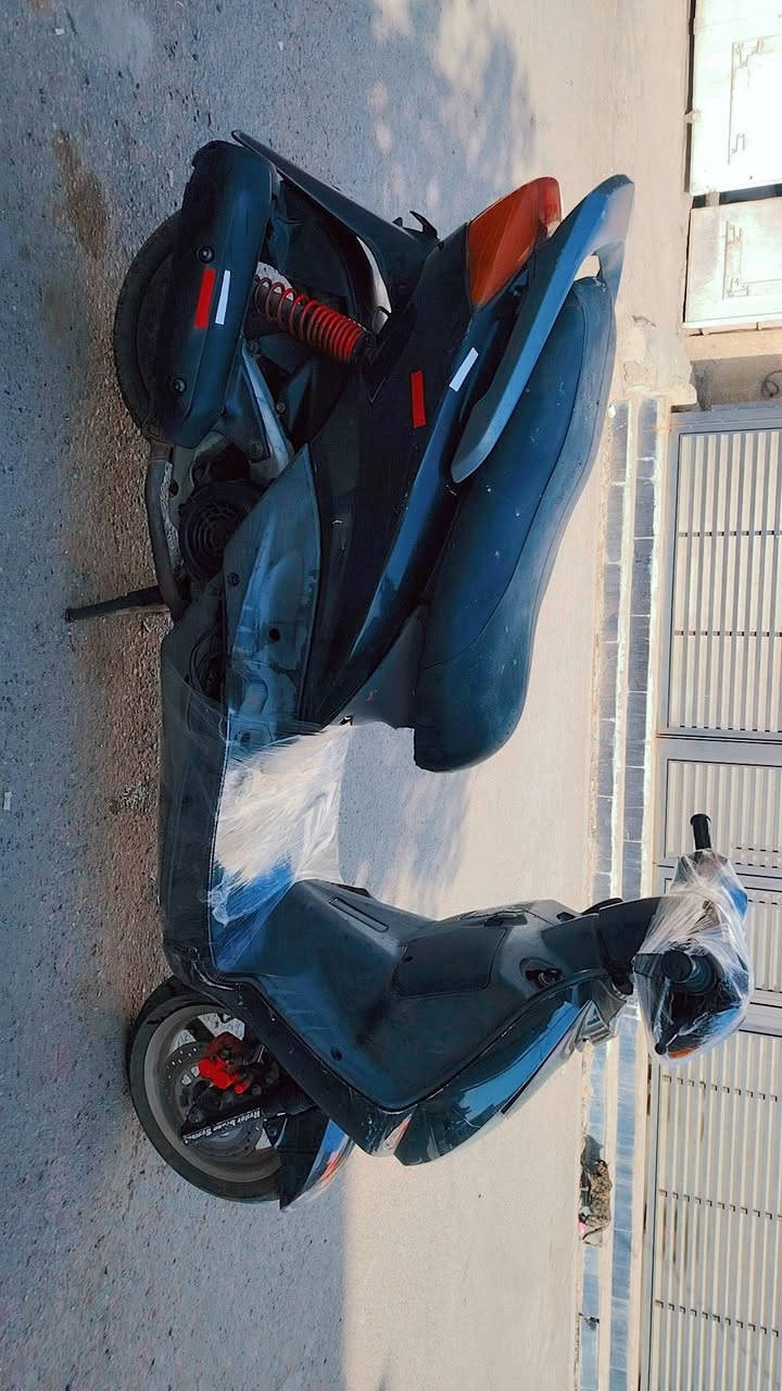 اللهم صلي على محمد وال محمد
دراجه سكنس 110 ياباني كله شغاله سلف هندر كهربائيات كله شغاله ستاند صفح وستاتد تعليك محرك ناشف لاتبخير ولا تنقيص
شلعه حلوه
كفرات اصليه اوراق بيه مكاني بياع
السعر 300 وبيه مجال
*********** خابر وتدلل
