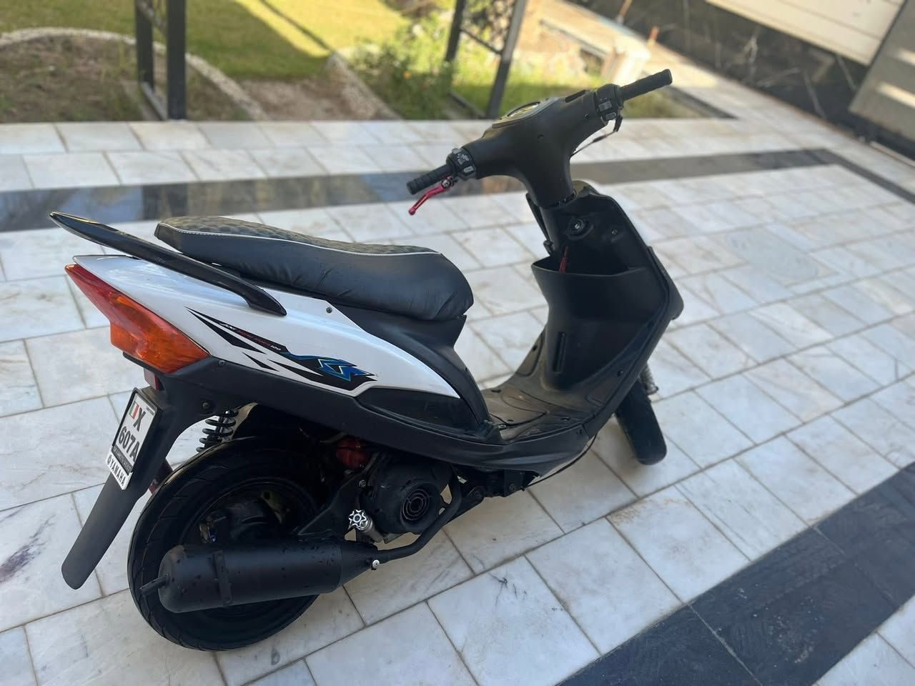 ماكس عدله للبيع بوشه 49 مفتوحه ومجفته كهربائيات كامله مكمله الدراجه مابيها نقص شلعه ومعدل 
نقصها سلف والهندر مرات يخرط مابيها تأخير بالتشغيل  ابد بيها تزويد قليل ستاند صفح عداد الكتروني اصلي لوك يده بريك  قبق لايت .
السعر ٤٠٠ وبي مجال 
***********
موجود واتساب
كربلاء الحر الصغير
