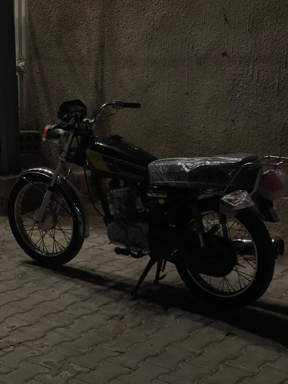 دراجه اربعه كير  جديده مافيها نقص موديل 21 اوراق كامله سكنر  السعر 400 محرك ناعم شلعه لا تدخين لا تبخير  ولا تنقيص دراجه مثل ما تشوف  جديده ويل خلفي وامامي جديدان  دراجه ناشفه وحلوه اي اختلاف عن الصوره لا تشتري سعر 400 اوراق سكنر عنوان نجف***********
رقم فقط اتصال
دراجه اربعه كير  جديده مافيها نقص موديل 21 اوراق كامله سكنر  السعر 400 محرك ناعم شلعه لا تدخين لا تبخير  ولا تنقيص دراجه مثل ما تشوف  جديده ويل خلفي وامامي جديدان  دراجه ناشفه وحلوه اي اختلاف عن الصوره لا تشتري سعر 400 اوراق سكنر عنوان نجف***********
