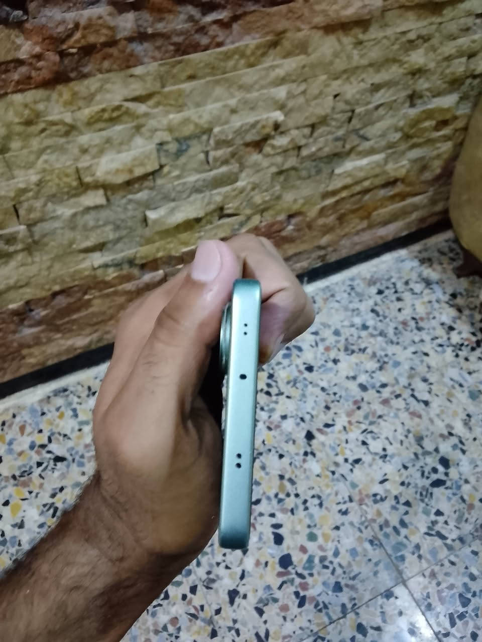 سلام عليكم جهاز هونر x7 pro
جهاز نضيف شخط ما مشخوط فقط الزكه مشخطه الشاشه ما بيها اي شخط 
بطاريه 97 
ذاكرة الجهاز 512 
الجهاز نضيف أكثر من ما تصور 
والكارتونه مالته موجوده فقط ملحقاته ماكو
سعره 500 وبي مجال 
المكان بغداد ام الكبر والغزلان 📍 
الرقم:*********** واتساب
