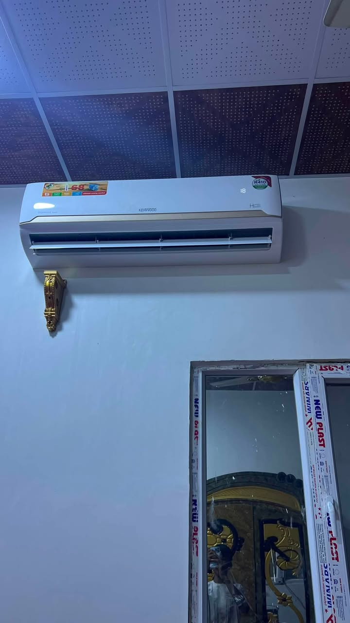 ❄️ ناهي الكهربائي ❄️
راحة بيتك تبدأ من تركيب صحيح وصيانة احترافية.
أقدم جميع أعمال السبلت بكل دقة واحترافية، من تركيب جديد إلى الصيانة الدورية وإصلاح الأعطال، مع الالتزام بالجودة، والنظافة أثناء العمل، وإنجاز الخدمة بأسرع وقت.
✅ تركيب جميع أنواع السبلت�✅ صيانة وكشف الأعطال�✅ تنظيف وغسل الوحدات الداخلية والخارجية�✅ تعبئة غاز وفحص كامل لكفاءة التبريد�✅ أسعار مناسبة وخدمة مضمونة
الئ تواصل 
***********
***********
