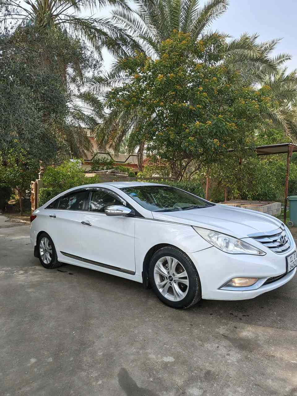 سلام عليكم
سوناته ٢٠١٢ خليجي
مكينه ٢٤٠٠ بلاديه 
شركه عامه
قطعتين تبريد
سياره بيهه ربع جامعة خلفي
شويه بارد باب سايق
لسعر ١٢٣
*********** مكانه بغداد الطارميه
