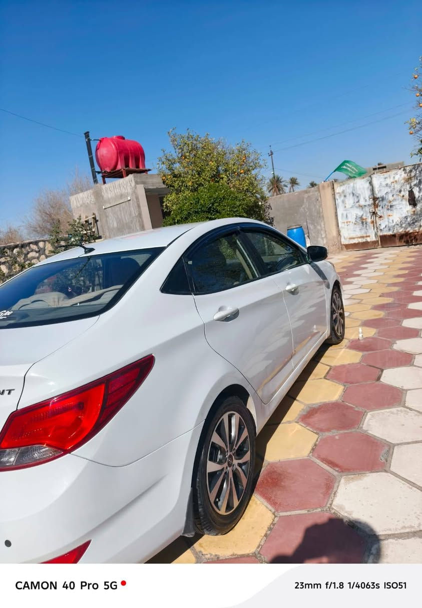 السلام عليكم
اكسنت خليجي موديل 2018  
فول مواصفات 
لد امامي 
فتحة 
مكينة 1600 دوش كفالة
كير AT  كفالة
شاشة 
سيارة ٤ دسك 
اشاير ب مري 
رقم بغداد انكليزي باسمي 
سيارة فؤل باقي مؤاصفات معروفة مال اكسنت 

السيارة جديدة جدا وعلية ادمة كاملة
تبريد ثلج كمبريسير منضومة كاملة مال تبريد وتخم تاير ودهن الكير مبدل جديد صدر امامي خلفي جديد 
 مال جناي  ماشية 108 الف كيلو متر حقيقي 

السيارة صار بية طخة من ورة  كلة بدلناة جديد لان احنة جناية الة 

بدلنة جنطة ودعامية امامية وصبغناهن نفس لون لان مالونت وياة +رباعات جاملغ ملاون وياة بدون اي فتح او شي 

اي شي علئ سونار  بية خير ويدلل 

السعر 113  وبية مجال كلش بسيط  
مكان بابل -حلة 
السيارة علئ ايدنة جديدة كلش 
للاستفسار ***********
بية واتساب
