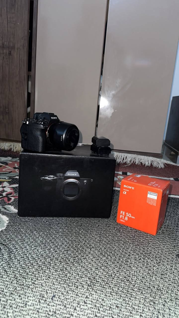 سۆنی مارکی چوار لێنزی ٥٠ ملم کارتۆنو هەمووی ماوە
نرخ ١٣ گەڵا


**إذا كنت صاحب هذا الإعلان وتريد حذفه لأي سبب، رجاءا أرسل رسالة إلى الدعم الفني**