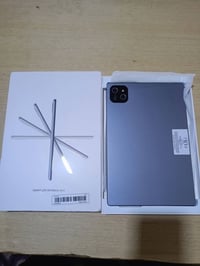 ايباد ١٠.١ • ذاكرة ١٢٨ • شاشة محتركة