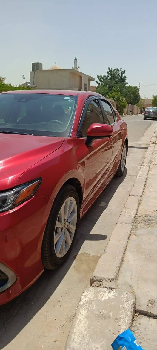 السلام عليكم ورحمة الله وبركاته
كامري موديل 2024 سياره جديده  بيها قطعه صبغ جاملغ ضرر جانبي بجم كبس  ورقم الشاصي مرفق رقم اربيل  باسمي  بعدها كلها بلاديه ماشيه 41  مي الشركه بيها تبريد شركه  سياره حلوه وجديده جاهزه من كلشي بس تحول باسمك  سعرها 198   بيها مجال شي بسيط  ارخص كامري ماكو هيج نظافه مكانها تكريت عندك استفسار اتصل على صاحبيها
***********
