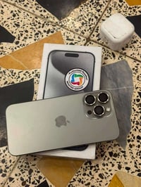 ايفون 📲 15 pro max  تيتانيوم شرق اوسط AAA ذاكره 265 بطاريه 85 الجهاز ي...