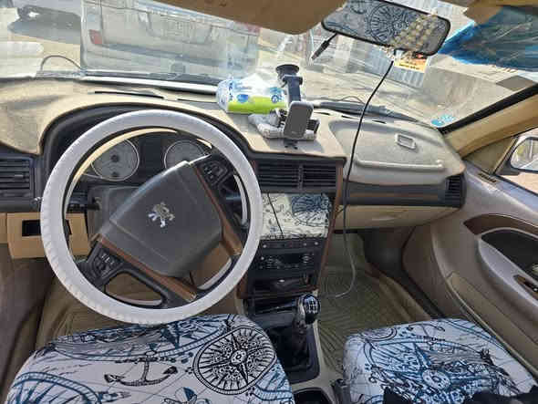 السلام عليكم من رخصة الادمن
بيجو بارص موديل 2017
السعر ٥٨ وبيه مجال قليل
كير مكينه تبريد على الشرط 
بيه باب وجاملغ عكس السايق 
رقم مثنى شرط المداور
 حداديه ٧٠% 
شاشه تحكم ستيرن
٢ ايرباك
للستفسار ***********
غير متواجد على الفيس
