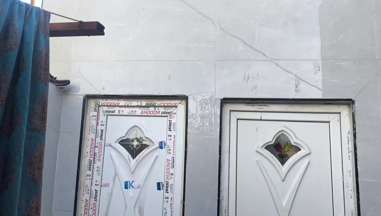 بيت بحي الصحه مقابيل ملعب المجد كلش المساحه 230طابو صرف شوارع وخدمات كامله الستفسار اكثر ***********
