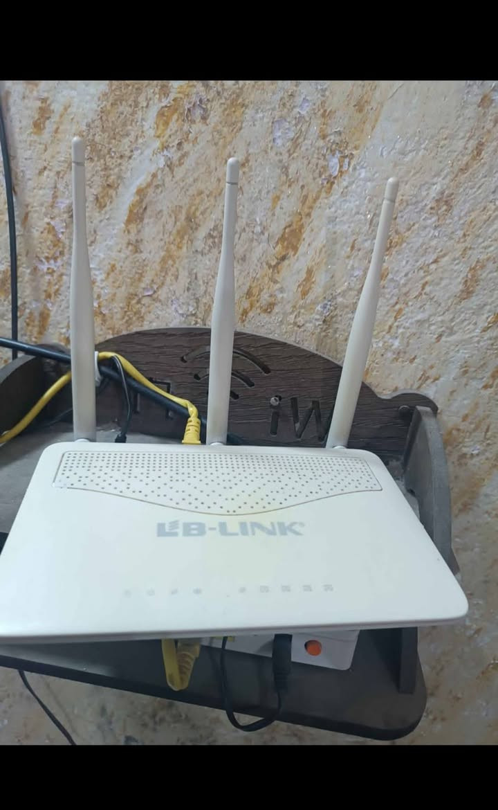 راوترات كلهن شغالات كلمن وسعره ومابيهن فصله ولا تكطيع عمارة, ميسان


**إذا كنت صاحب هذا الإعلان وتريد حذفه لأي سبب، رجاءا أرسل رسالة إلى الدعم الفني**