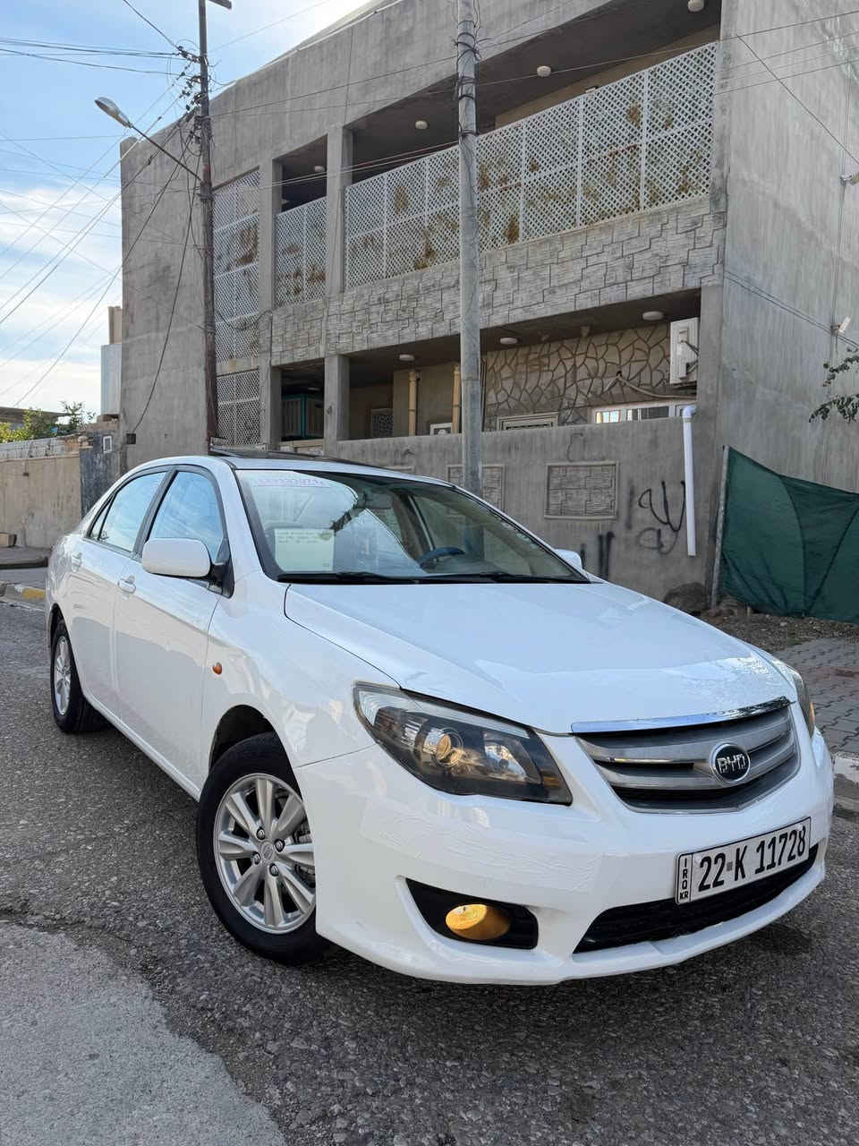 للبيع بي واي دي كير عادي المرغوب F3  نفس كورلا نحله رقم سليمانيه سنويه ورقم وهزه كل جديد بطاقه بانزين موجود سياره جديده وناعمه كلش نشطه دوانز مابيها سياره بيها فقط جاملغ كدام سكن صبغ بدون ضربه بدون دواخل باقي بشرط بدون صبغ تايرات صدر جديد  سياره فول مواصفات كشنات جلد سلايت شاشه بيلادي فول فل حساسات خلفيه كير ومحرك بالشرط شركه سعرها مناسب 63  ورقه ومجال بسيط مكاني كركوك 
*********** كركوك, العراق
