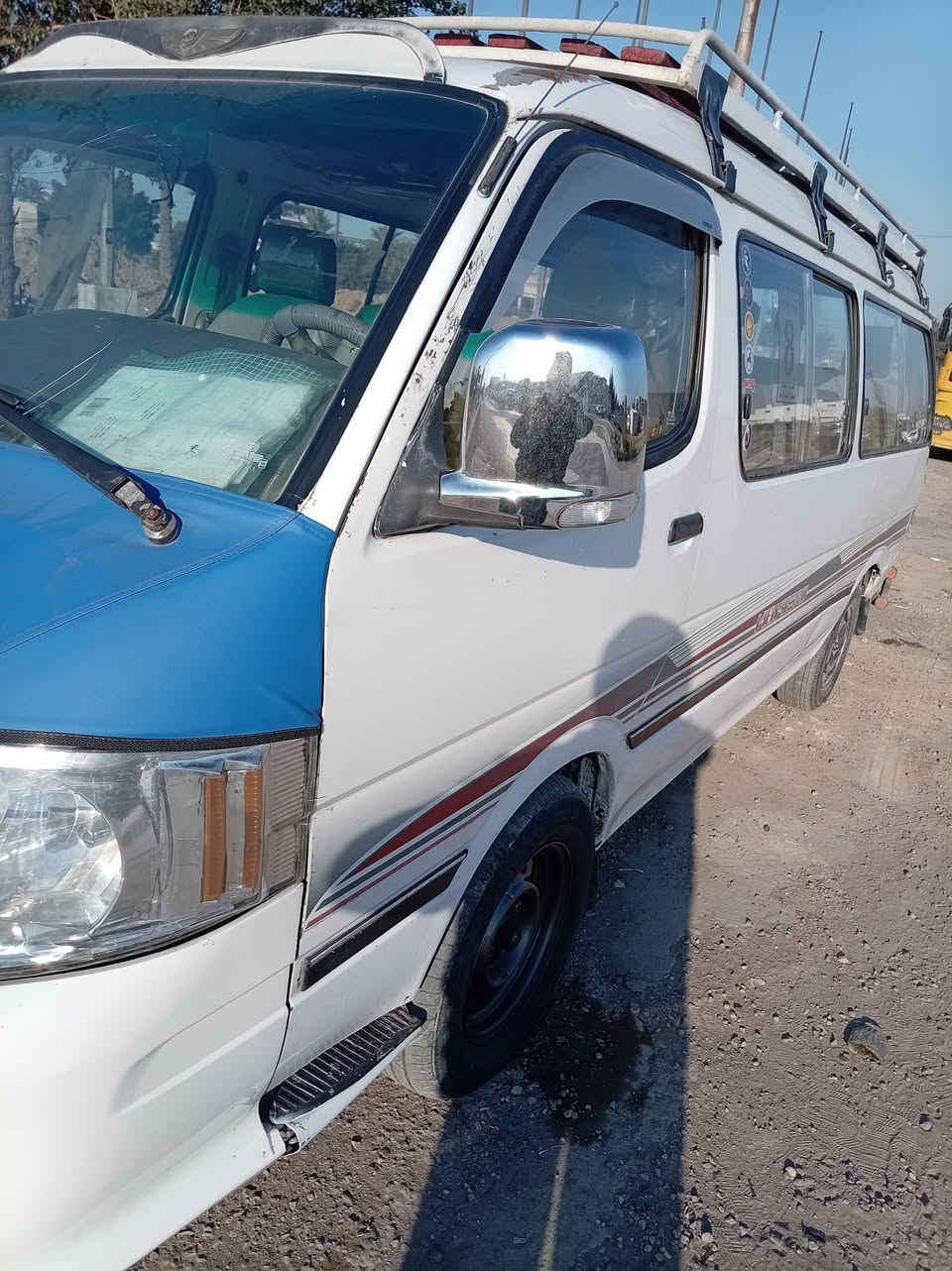 سلام عليكم سياره فتون 2009 للبيع باسمي تحويل ثاني يوم مكاني بغداد حي العامل بيه صبغ يم قبق البانزين فقط والباقي مكفول ***********
