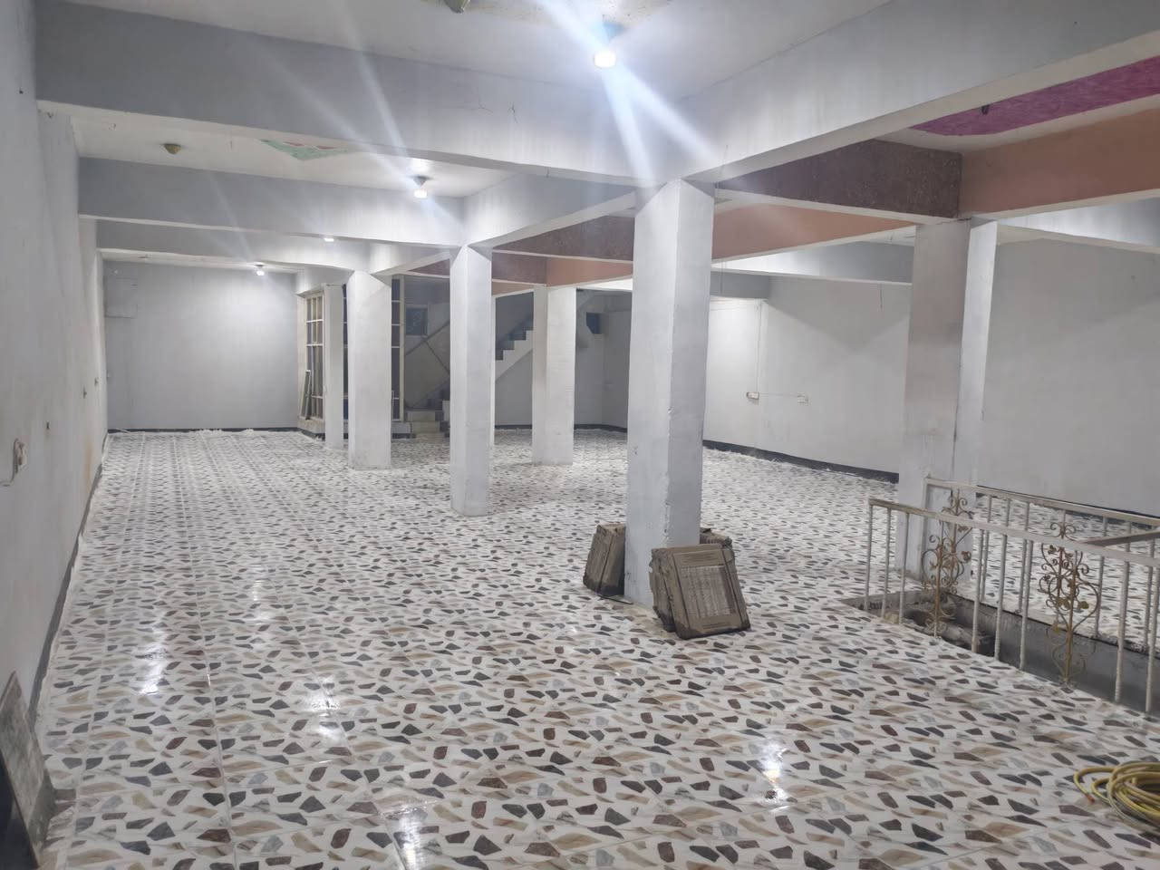 🏢 قاعة تجارية للإيجار
📍 الموقع: الكوت – حي الجهاد – شارع الكراج – مقابل مدرسة أحمد الوائلي.
📐 المساحة: 220 متر مربع.
✅ قاعة واسعة ومفتوحة. ✅ مناسبة لمعرض، مكتب، مخزن، مركز تدريبي، صالة ألعاب، أو أي نشاط تجاري. ✅ موقع حيوي وسهل الوصول.
📞 للاستفسار والتواصل: ***********
قاعة تجارية مميزة للإيجار في الكوت مساحة 220 م²، موقع ممتاز في حي الجهاد مقابل مدرسة أحمد الوائلي وعلى شارع الكراج، تصلح لمختلف الأنشطة التجارية والاستثمارية. �
