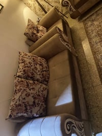 تخم عراقي شغل درجه اولى 7 مقاعد السعر175 الف كلش نضيف 07710419111