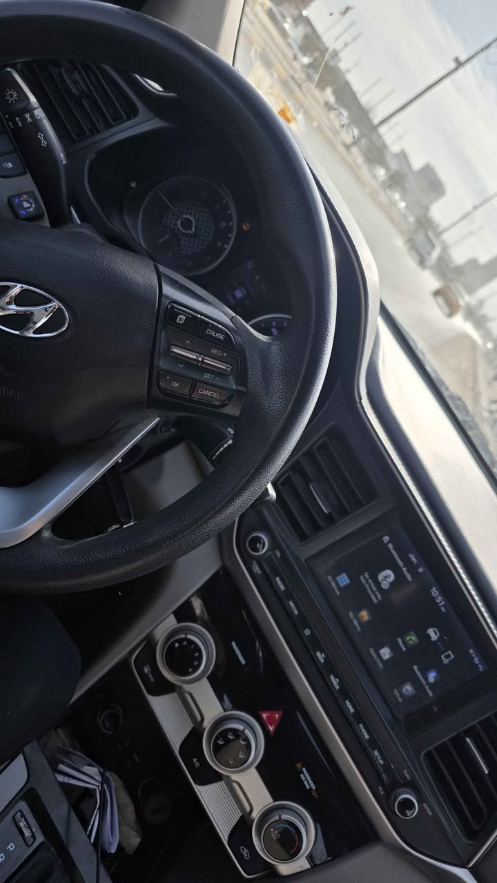 الانترا ٢٠١٩  كير بلادي at مكينه ٢٠٠٠ دوش ضايف منضومه غاز باقي اشهر وصير حره نضيفه جاملغ وبنيد وبيه باردين 
سعر ١٢٢ وبيه مجال
مكانه ديوانيه
*********** ديوانية, القادسية
