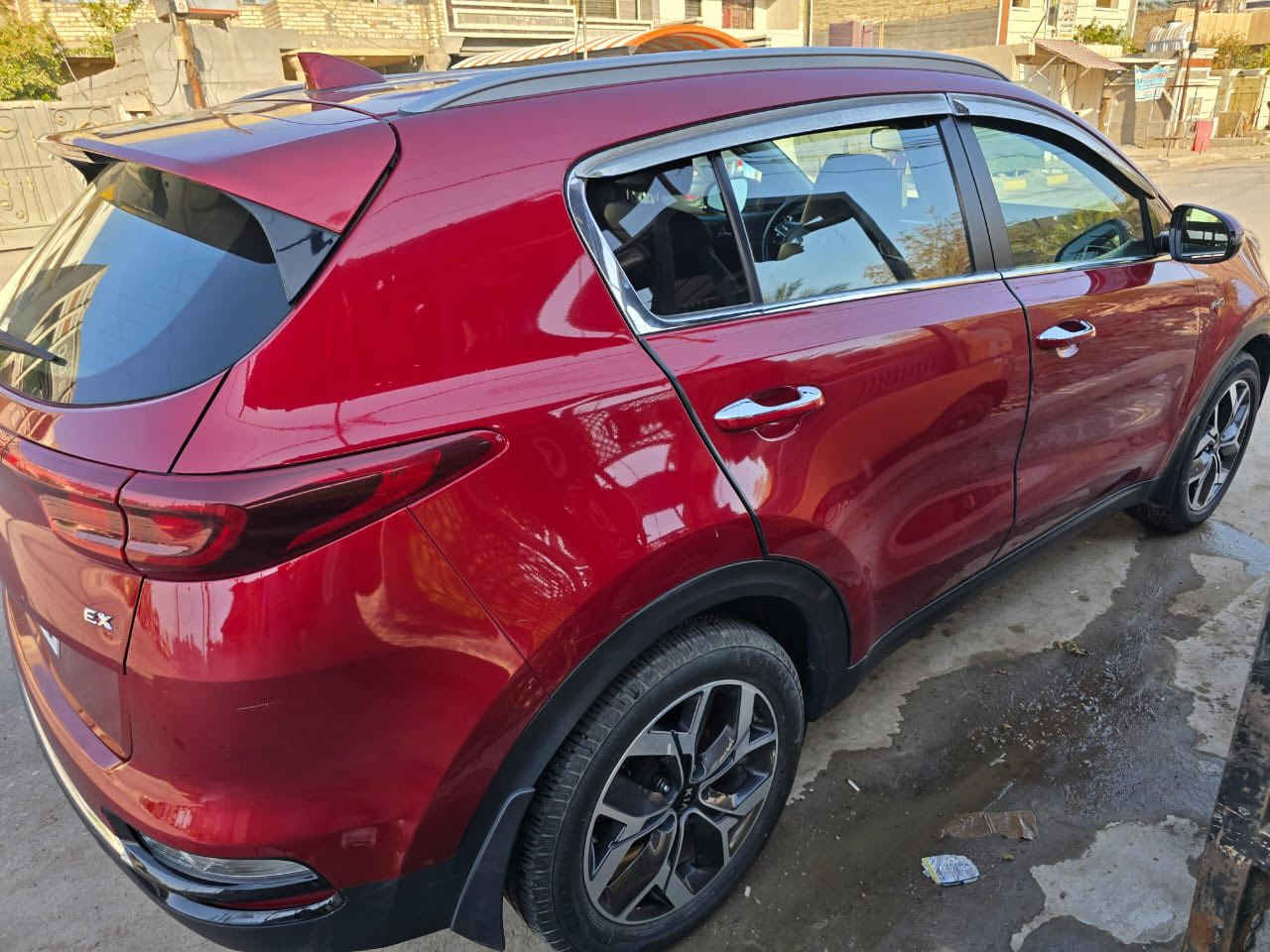 لبيع كيا سبورتج وارد امريكي موديل 2021 صور الحادث كدامكم خفيف مو قوي بدون دواخل رقم بغداد انكليزي مكان
سياره بغداد
***********
