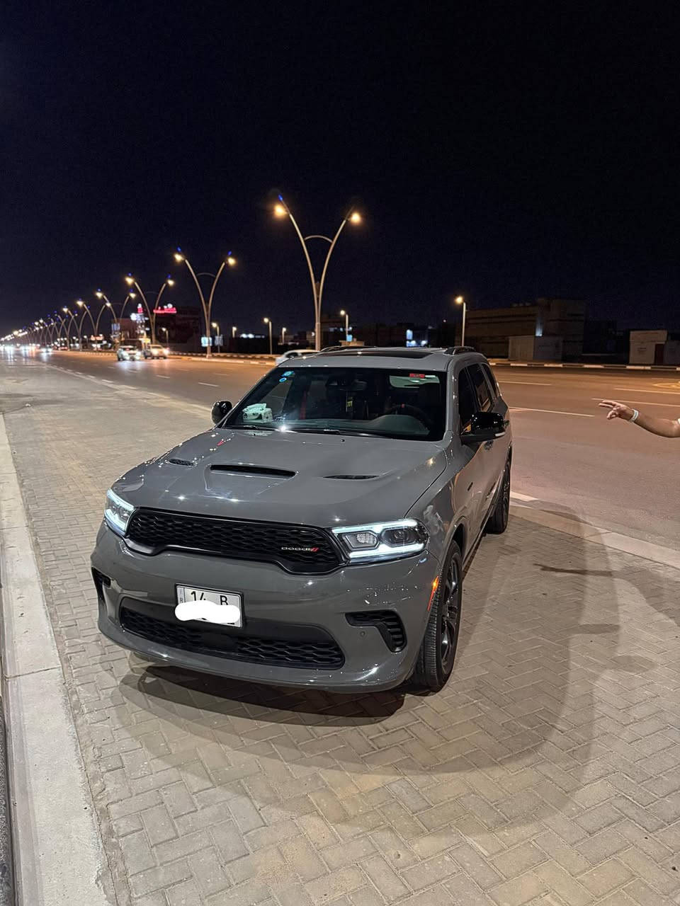 🔥 للبيع | دودج دورينكو RT Plus HEMI V8 🔥
😮‍💨🖤 موديل 2024 — سيارة هيبة وأداء

▪️ اللون: سمنتي  ✨
▪️ الترقيم: بصرة شهداء / ترقيم جديد
▪️ الممشى 15 ألف ميل 
▪️ المحرك: HEMI V8 5.7 🔥
▪️ وارد أمريكي 🇺🇸
▪️ السيارة على وضع الشركة ✨

🔧 تبديل:
بابين + جاملق + صفحة العبري

المواصفات:
✅ RT Plus
✅ نظام AWD فور ويل
✅ فتحة سقف
✅ بصمة تشغيل + بصمة أبواب
✅ كشنات جلد كهربائية خزن وضعيات
✅ تدفئة وتبريد للكشنات
✅ تدفئة كشنات خلفية + تدفئة ستيرن
✅ شاشة كبيرة + خرائط
✅ Apple CarPlay
✅ شفتات ستيرن
✅ ستيرن كهربائي
✅ تشغيل عن بعد
✅ صندوك كهربائي
✅ رادار أمامي + خلفي + نقطة عمياء
✅ حساسات خلفية
✅ وضعيات قيادة Sport / Eco
✅ مانع انزلاق
✅ تبريد 3 قطع ❄️
✅ لايتات LED زينون 💡
✅ AUX + Auto Stop

📍العنوان: البصرة

سيارة نظيفة جدًا ومرتبة
للي يريد القوة + الفخامة + صوت الهيمي 😮‍💨🔥 

الهاتف: ***********
السعر 308 

بدون مراوس ⚠️
