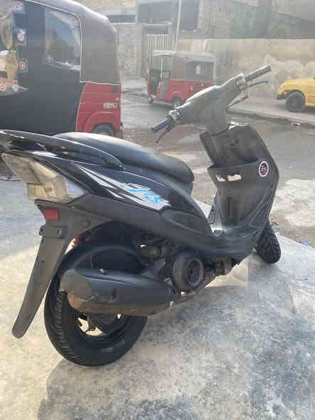 السلام عليكم ماكس عدله  120مكينه جديده مابيها اي نقص جاهزه دراجه حلوه كفرات وسوادات بلاديه   المكان بغداد الجديده النعيريه قرب جبار ابو شربت شراي يتصل السعر550 للاستفسار ***********
