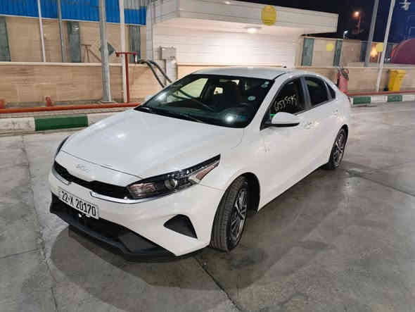 السلام عليكم كيه فورتي وارد امريكي 2023 السياره بدون قطرت صبغ وبدون تبديل بيها دعميه ابدله نفس لون فقط وبيها كم مكان يردله تكحيل فقط رقم اربيل باسمي ماشيه مشي امريكه 67 السياره جديده معنى الكلمه السعر 162 مكاني بغداد بدون ارباك ***********
