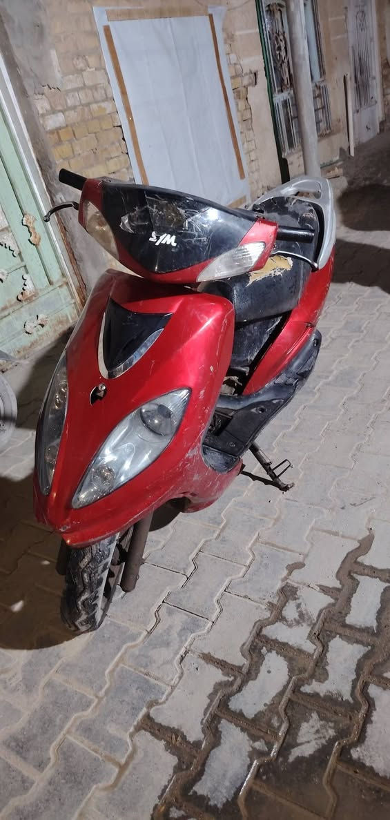 سلام عليكم دراجات للبيع الزركه ادرس والحمره سيام شرط نكره سلف كلشي مبيهن شغالات كهربائياتهن شغالات متوازي علبيع تفاصيل خاص او اتصال مكاني سماوه *********** واتساب
