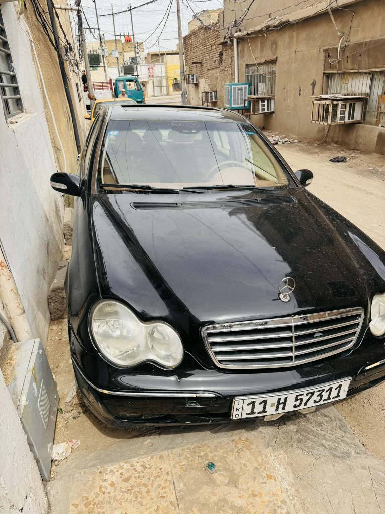 مرسيدس سي 2001 فول مواصفات
رقم بغداد 
اسلايت 
بصمه 
كشنات كهرباء
 برده خلفيه 
استيرن كهرباء 
تحكم استيرن جهتين
شاشه اعطال
مسجل ٦ أقراص 
حساسات خلفيه اماميه
مكفوله من الحادث ٣ قطع صبغ بس
مكينه ٤ اسلندر ابلاد سوبر جارج تنفس طبيعي 
السعر ٦٥
 مكان بغداد ***********
*********** بغداد, العراق
