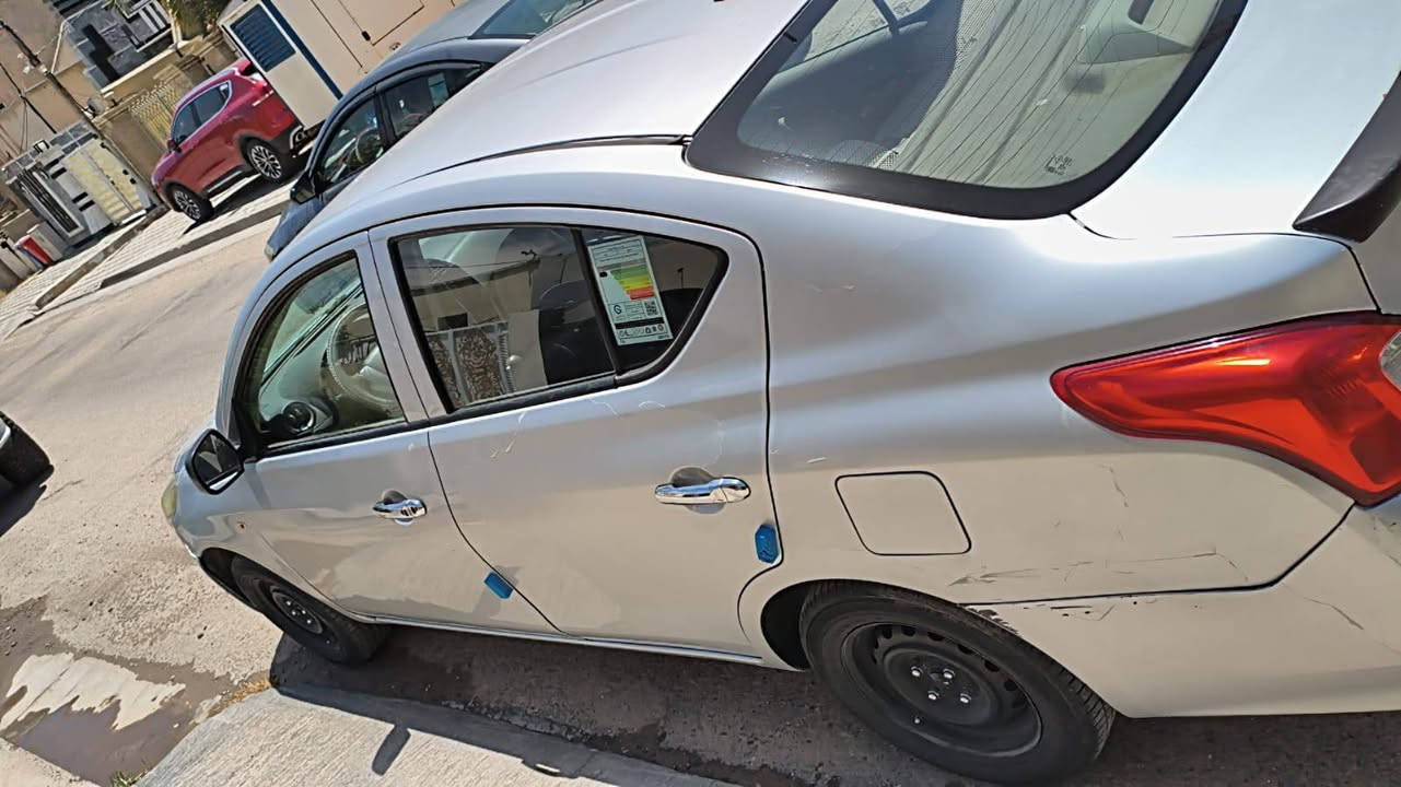 السلام عليكم نيسان سني لبيع موديل 2019
صبغ حزام بدون قماره تبريد فول ضربه جاملغ خلفي ال يمنه 
 سعر 85قفل للاستفسار على الرقم ***********
