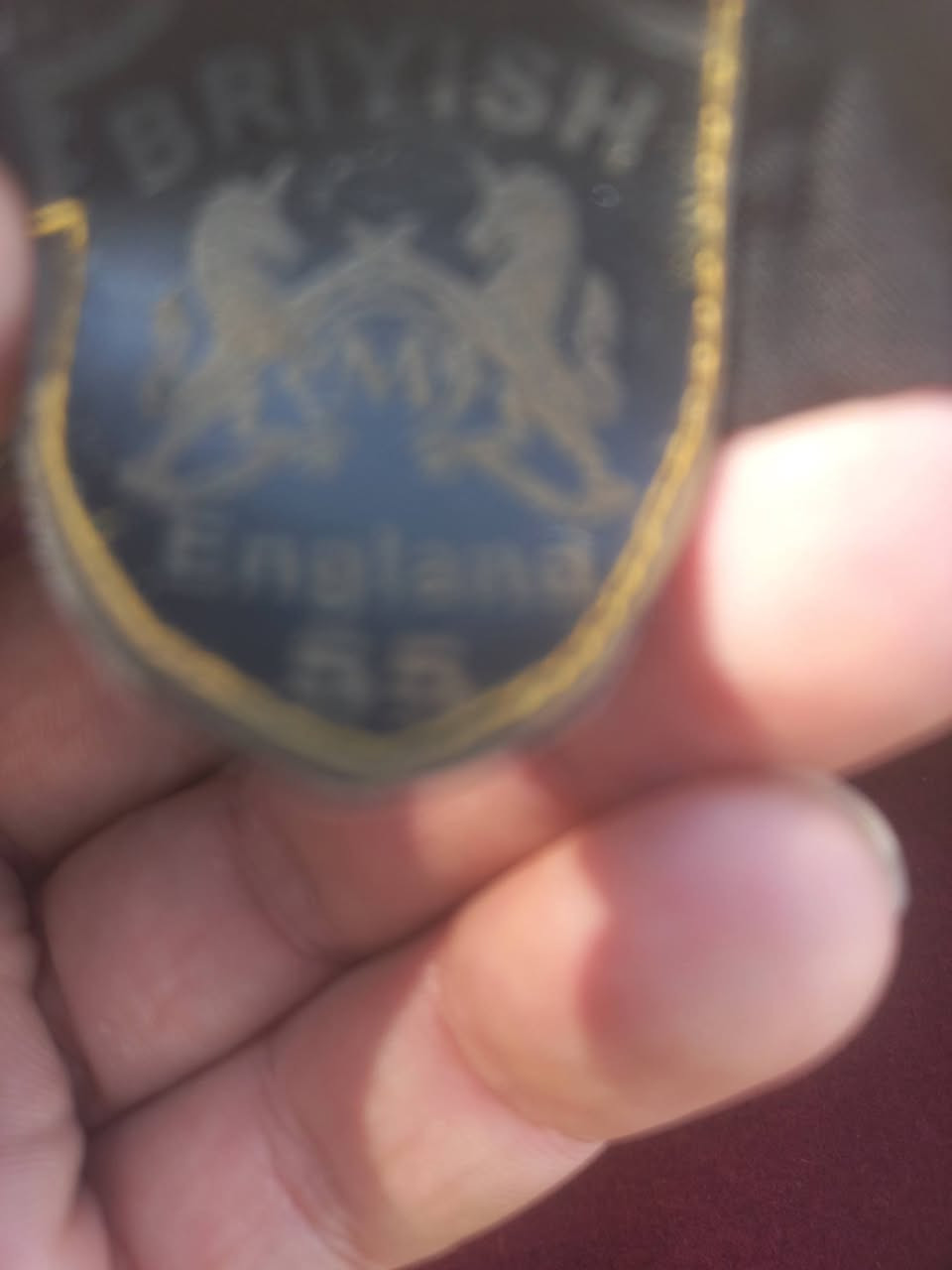 بيرية انكليزي أصلية حجم ٥٥   بغداد الكفاح رقم ***********. السعر ٤٠
