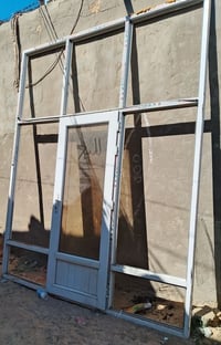 واجهة محل • بي في سي • ٢.٥x٣م