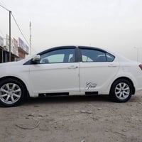 فولوكس موديل 2012 سياره نضيفه كلش محرك كورله سياره كهرباياته  كله شغال...