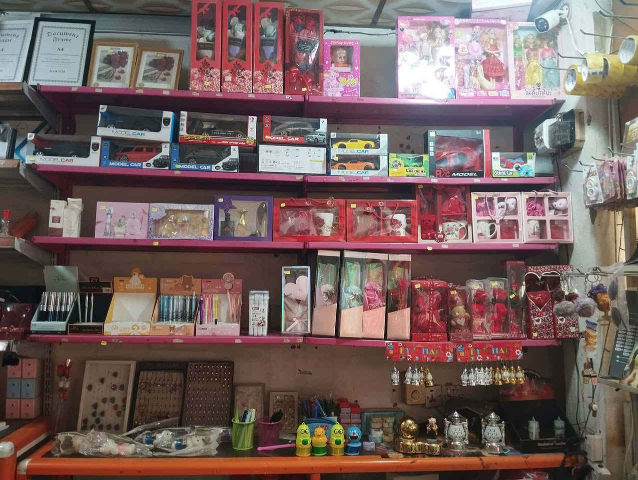 المكتبة للبيع لعدم التفرغ لها 
تحتوي المكتبة طابعه HP 477
طابعه EPSON 5790
لابتوب لينوڤا +جهاز كبس هويات
35 رف +ثلاث ميوزا المنيوم 
ميز مكتبي وتحتوي على كاميرات وبلازما 
السعر 6500000 وبيها مجال بسيط العنوان حي القدس قرب صيدليه الصفاء


**إذا كنت صاحب هذا الإعلان وتريد حذفه لأي سبب، رجاءا أرسل رسالة إلى الدعم الفني**