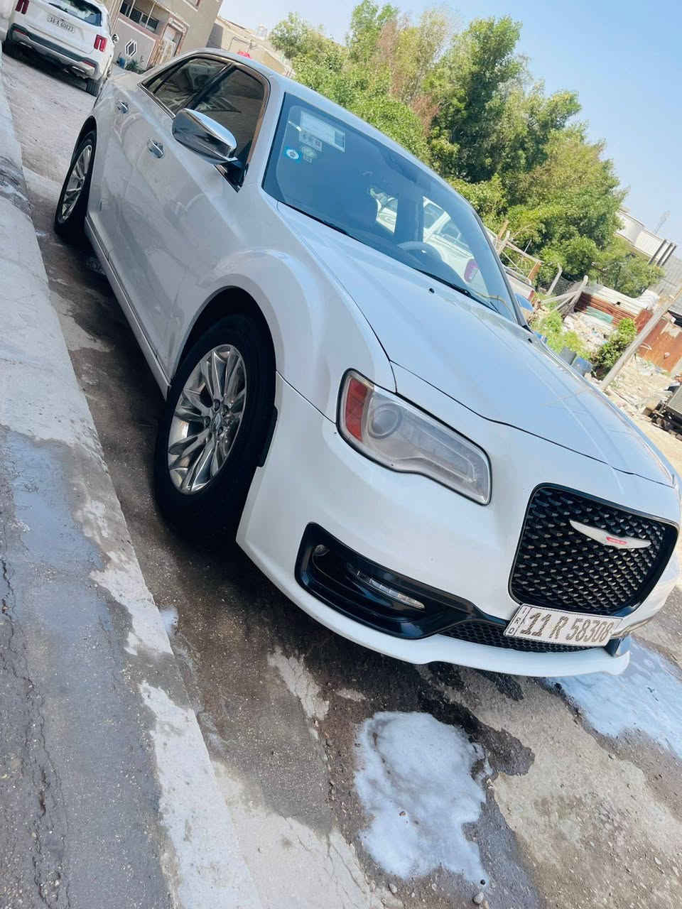 ااسلام عليكم
اوباما. 12كنديه 
فول عده الفتحه قطعتين بيها باب الصدر تبديل وال وىاها صبغ بدون دواخل سياره جاهزه من كلشي هزه وسنويه جديد تحويل ثاني يوم  ومواصفاتها معرؤفه معلمومه محدث بجم عشىرين فقط بعد لاستفسار 
ه‍ ***********

