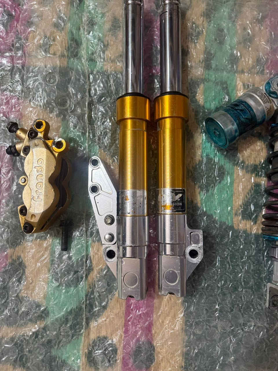 السلام عليكم اغراض للبيع سكنس عام توصيل موجود ***********
