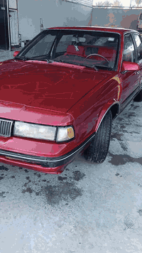 اولدز موبيل نضيفه جدا عله وضع الشركه لا ضربه ولا معجون مصبوغه فقط جماليه فرن درجه اولى منضومة تبريد كامله رقم بغداد دولي سياره مال جناي متعوب عليها الله شاهد سعرها 48 وبيها مجال مكاني بابل ***********اومراوس نرهم
